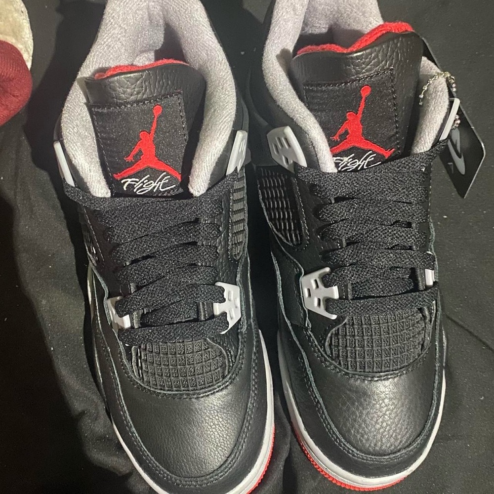 Jordan 4 bred Size 5